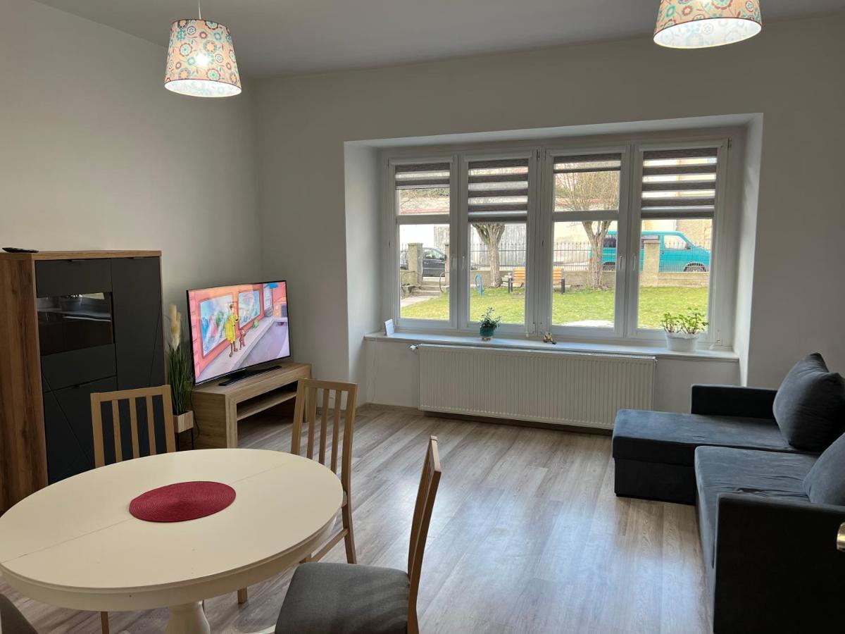 Апартаменты Apartament 3 Pokojowy Z Parkingiem Зомбковице-Слёнске Экстерьер фото